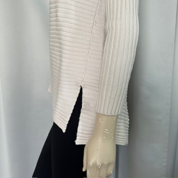 CAbi Women Style 3363 D Ring Pullover Ribbed Knit Ivory Mock Neck Sweater Size S - Picture 2 of 7